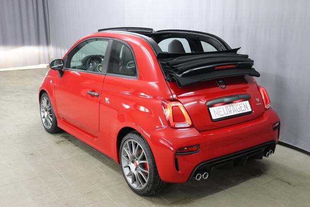 695C Turismo MY22 1.4 T-Jet 132kW (180PS) 111 Passione Rot 557