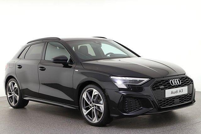 Audi A3 Sportback 40 TDI quattro S tronic line 19`Assist. Matrix MMI plus BO Optik schwarz 