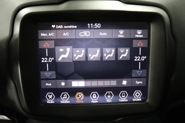 Jeep Renegade 1.5 T4 DCT7 e-Hybrid Longitude 1469 96 kW435 Blue Shade 015 Stoff Schwarz "61P Blue Shade Metallic Business-Paket Longitude: Uconnect Smartouch 8.4 mit 8,4""-Touchscreen, Navigationssystem, Bluetooth, AUX-IN-und USB sowie DAB, Apple CarPlay&Android Auto und LIVE Services, Fahrersitz mit elektr. Lordosenstütze 2-fach verstellbar"
