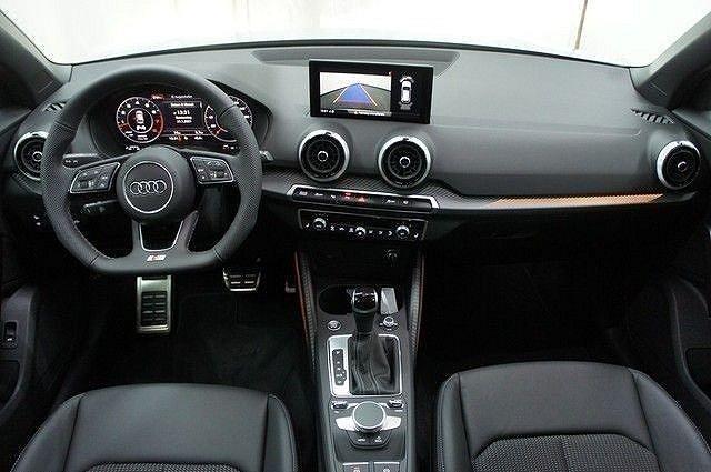 Audi Q2 S line 35 TFSI S-tronic S-LINE NAVI MATRIX 