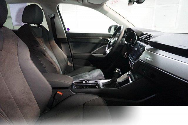 Audi Q3 35 TFSI S tronic OPF line Navi LED eHeckk. Kamera AHK LM18 