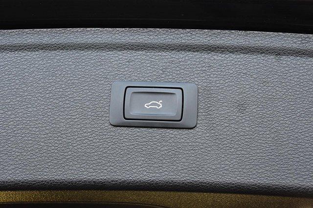 Audi Q5 Pro Line S tronic Automatik. 