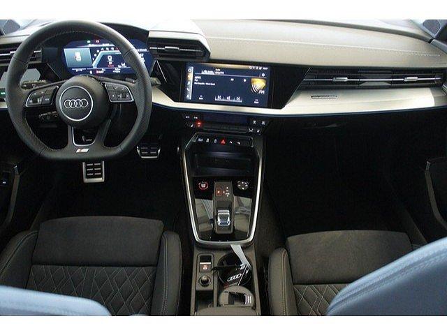 Audi S3 Limousine qu. S tronic MATRIX LED PANO BO 