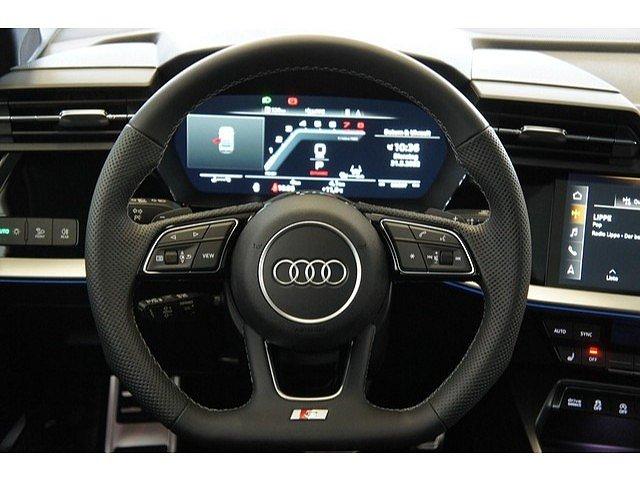 Audi S3 Limousine qu. S tronic MATRIX LED PANO BO 