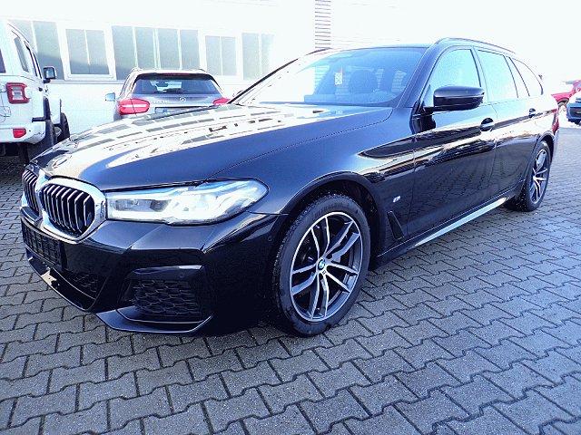 BMW 5er Touring - 520 d M Sport*UPE 79.530*Stdhzg*Pano*ACC