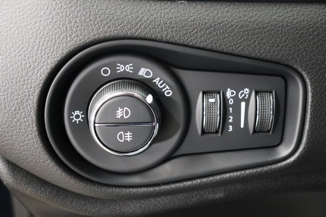 Jeep Renegade 1.0 T3 GSE Limited 999 88 kW435 Blue Shade 020 Stoff schwarz "2T2 Funktions-Paket CommandView® Panorama-Glasschiebedach 2Y7 Business-Paket 7KS Winter-Paket 435 Blue Shade"