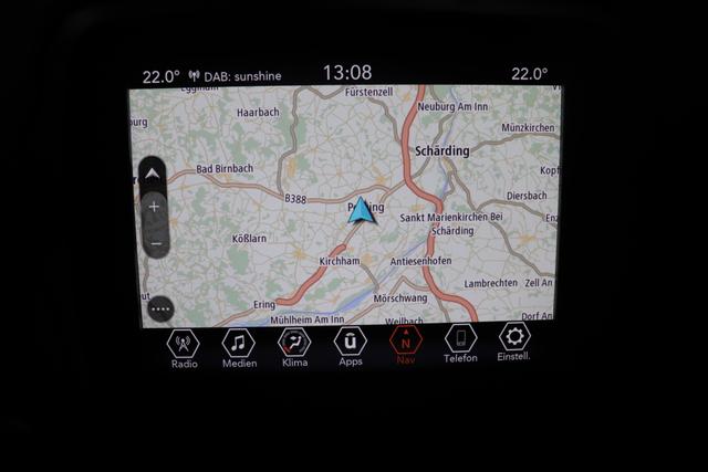 Jeep Renegade 1.5 T4 DCT7 e-Hybrid Limited 1469 96 kW601 - Solid Black 020 Stoff Schwarz "Navigationssystem 2T2 Funktions-Paket CommandView® Panorama-Glasschiebedach 7KS Winter-Paket UGM Uconnect Smartouch 8.4 mit 8,4""-Touchscreen, Navigationssystem, Bluetooth, AUX-IN-und USB sowie DAB, Apple CarPlay&Android Auto und LIVE Services 070 Seitenscheiben hinten und Heckscheibe verdunkelt 5CK Solid Black"