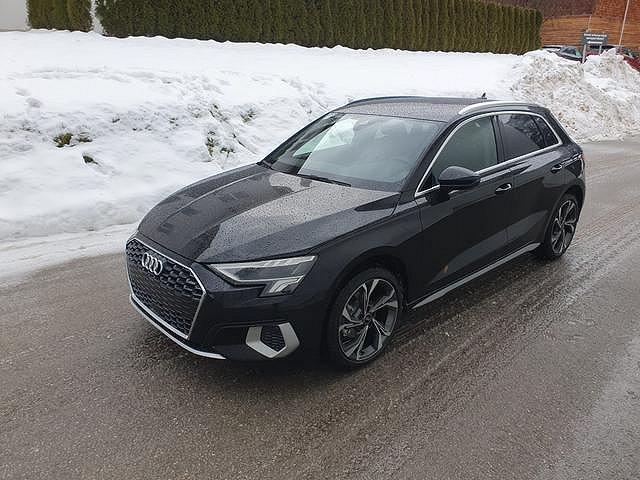 Audi A3 Sportback 35 TFSI advanced 18"Alu,5J. Garantie, Navi, SHZ... 