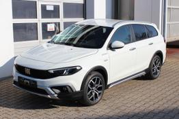 Fiat Tipo Kombi - CROSS Hybrid 1.5 96kW (130PS) DCT, Sitzheizung vorn, Multi-Funktions-Monitor mit 7 Zoll Bildschirm Instrumente, Einparkhilfe: hinten Kamera, Sprachbedienung für Radio und Telefon uvm