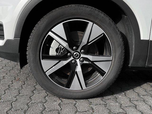 Volvo XC40 - XC 40 Plus Recharge Pure Electric AWD P8 Twin Allrad AHK digitales Cockpit Soundsystem