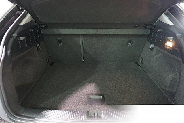 Audi Q2 30 TFSI S line Navi LED PDC LM17 