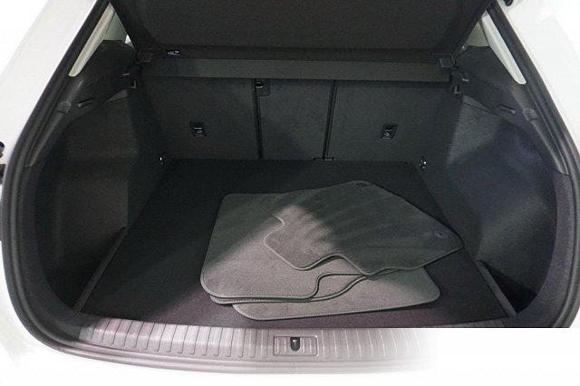 Audi Q3 35 TFSI S tronic Klimaauto LED Interface PDC Garantie 