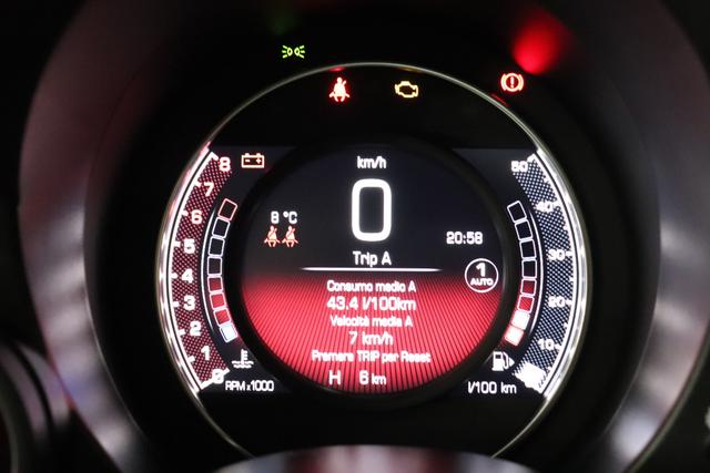 MY22 695 1.4 T-Jet 132 kW (180 PS) Dualogic111 - Passione Rot 557 - Integral-Sportsitze Leder Schwarz "3K4 Linea 695 Turismo 3L3 Design-Paket 3L4 Tech-Paket 3L5 Style Paket 407 MTA Paket 499 Reifenreparaturset - Kit ""fix&go"" 505 Seitenairbags vorne 5CJ Passione Rot 5KV, 626, 8F6, 9SV Gutschrift Mopar Bmc Sportluftfilter Und Tankdeckel Aus Alum "