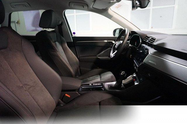 Audi Q3 35 TFSI S tronic line Navi LED eHeckklappe Kamera LM19 