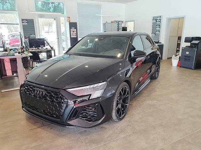 Audi RS3 - 2.5 TFSI quattro HuD, Pano, Sport AGA 5j Gar. L...