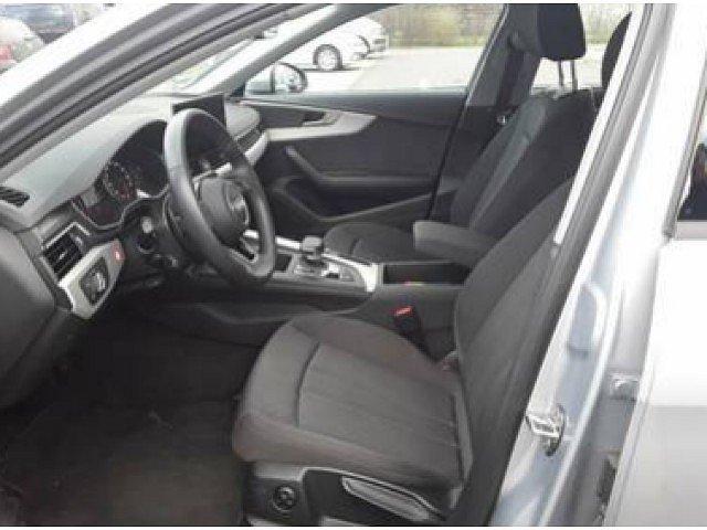 Audi A4 Limousine Lim. 30 TDI S-tronic Standhzg*Navi*LED*Sitzhzg*APS 