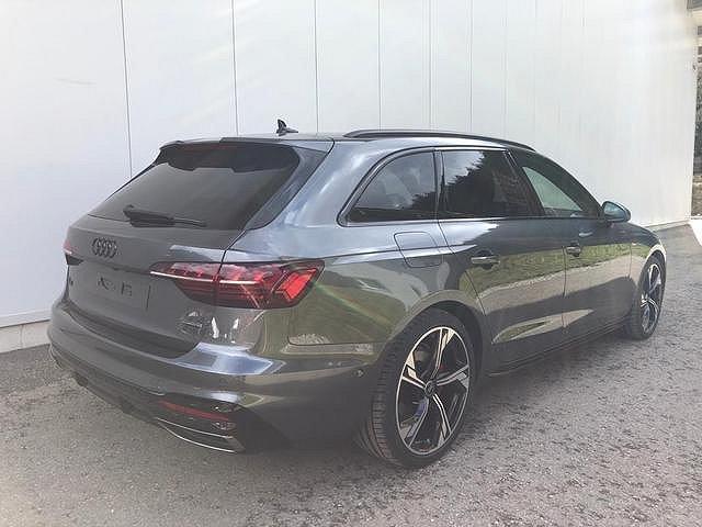 Audi A4 Avant 40 TDI quattro S line Mil... 