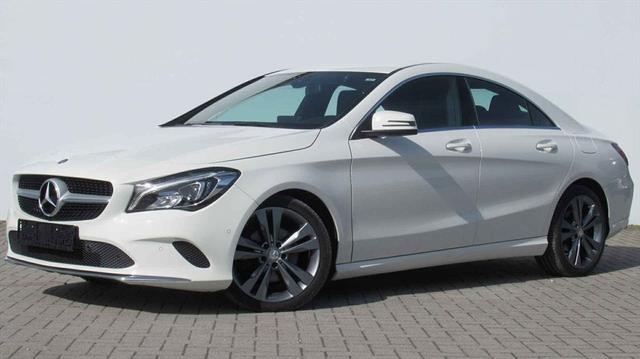 Mercedes-Benz CLA-Klasse - CLA 180 ALU LED NAVI TEILLEDER PDC SHZ