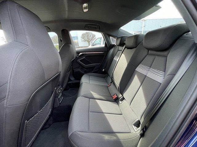 Audi A3 Limousine S line 35 TFSI LED Navi Sounds DAB 