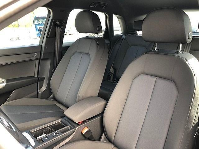 Audi Q3 45 TFSI e S-tronic LED*Navi+*18Zoll*Glanz*VC 