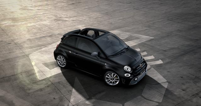 Abarth 695C Turismo 1.4 T-Jet 132 kW (180PS), Verdeck Schwarz, Komfort-Paket: Bi-Xenon Scheinwerfer, Beats® Audio Soundsystem, Klimaautomatik mit Pollenfilter, Navigationssystem, Volldigitales Kombiinstrument (Virtual Cockpit) uvm. 