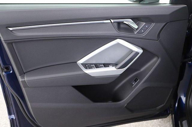 Audi Q3 40 TDI Q S tronic advanced Navi LED Virtual Cockpit 18 Zoll 