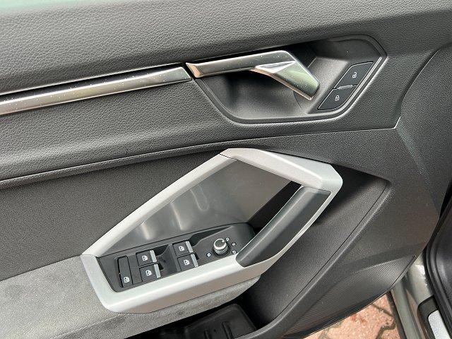Audi Q3 TFSI 1.5 LED SitzHZG Navi über APP-Connect ACC PDC v+h 