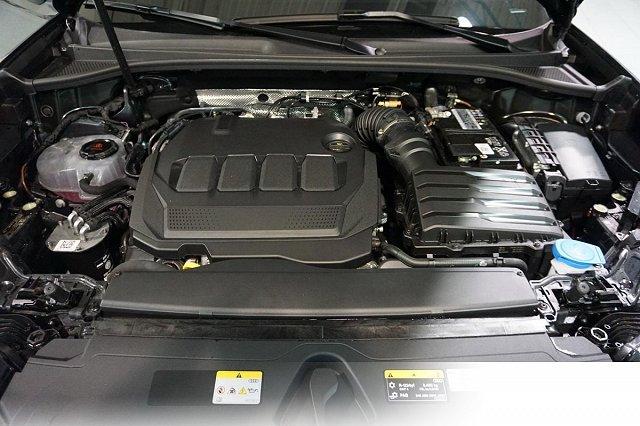 Audi Q3 35 TDI S tronic line Navi LED Pano PDC eHeckklappe Kamera LM19 