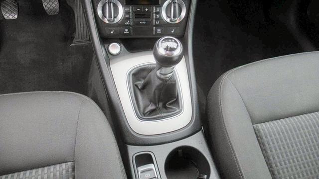 Audi Q3 2,0 TDI quattro AHK KA NAVI PDC SHZ KEYLESS XENON 