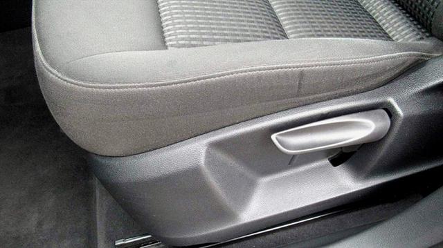 Audi Q3 2,0 TDI quattro AHK KA NAVI PDC SHZ KEYLESS XENON 