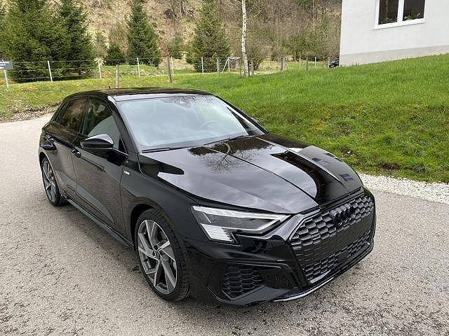 Audi A3 Sportback 40 TDI quattro S line 2,0... 
