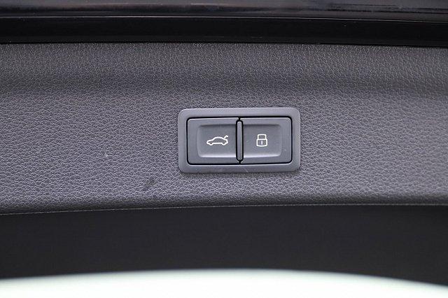 Audi Q3 35 TDI Q S tronic line Virtual Cockpit Navi Kamera 18 Zoll 