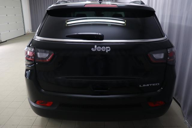 Jeep Compass 1.3 MultiAir T4 130 MT FWD Limited 601 - Solid Black