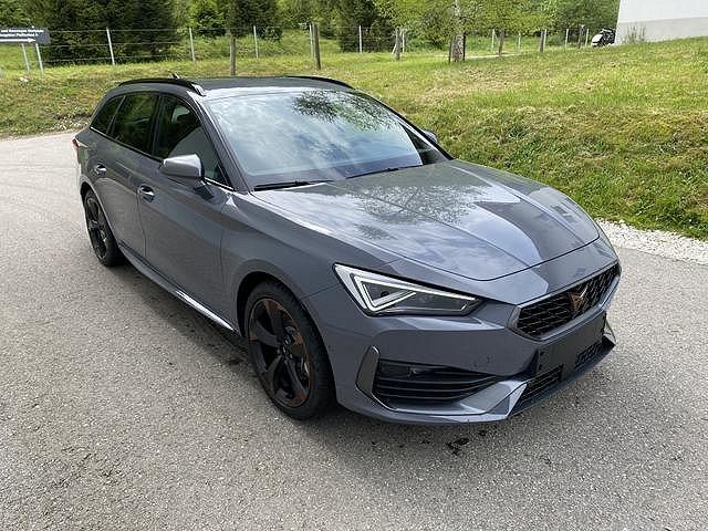 Cupra Leon Sportstourer - TSI DSG 2,0 DSG, LED, NAV, Sitzh. ACC, R-Ca...