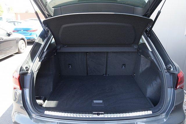 Audi Q3 35 TDI S line*ACC*LED*Sitzhzg*DAB*PDC*18 