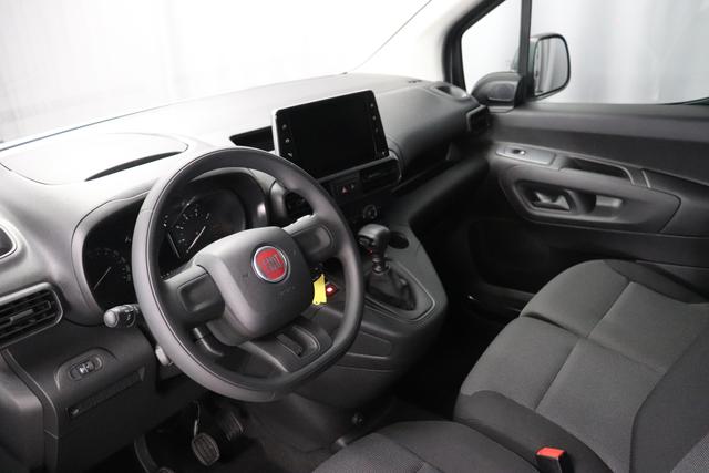 Doblò Cargo Doblò KaWa L2 1.5l BlueHDi 74kW (100PS) S&S MT6, E6.4, 1.000kg Kastenwagen549 - GELATO WEISS STOFF GRAU (107) "39P Radio, 8""-Touchscreen, DAB, USB+Smartphone Mirror Link A0S Winterpaket A0V Freight Paket XAA Rückfahrkamera mit Einparkhilfe hinten"