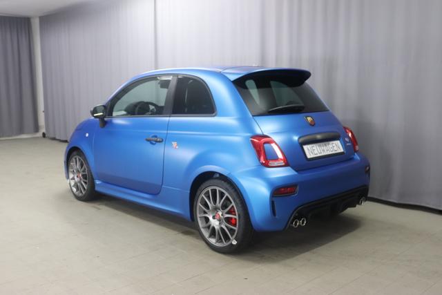 MY22 695 1.4 T-Jet 132 kW (180 PS)948 - Rally Blau 557 - Integral-Sportsitze Leder Schwarz "3K4 Linea 695 Turismo 3L3 Design-Paket 3L4 Tech-Paket 3L5 Style-Paket 499 Reifenreparaturset - Kit ""fix&go"" 505 Seitenairbags vorne 626, 6U9, 8F6, 9SV Gutschrift Mopar Bmc Sportluftfilter Und Tankdeckel Aus Alum PHK Rally Blau Matt"