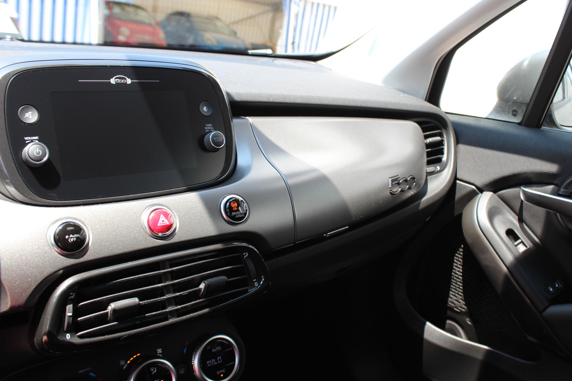 Fiat 500X Sport 1.5 GSE 96kW Hybrid MY23, Klimaautomatik, Leder