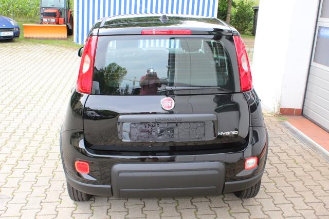 Fiat Panda 1,0 Hybrid Sie sparen 1.800,00 € TOP PREIS ! Tech-Paket - Radio mit 7"-Bildschirm Multifunktionslenkrad, Lichtsensor- und Regensensor, Klimaautomatik uvm. 