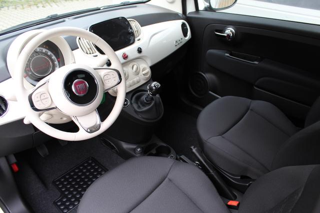 Fiat 500 Hatchback Hybrid Sie sparen 3.200,00 € MEGA PREIS ! 1.0 GSE 51 kW (70 PS) Style Paket: 15"-Leichtmetallfelgen, Außenspiegelkappen in Chrom, Auspuffendrohr Lackierte Seitenzierleisten, Getönte Seitenscheiben hinten uvm. 