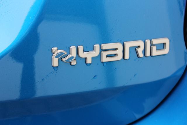 Fiat 500X MY23 HYBRID 1.5 GSE 96 kW (130 PS) 018 - Italia Blau 
