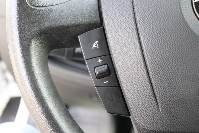 Opel Movano Selection 2.2 C Kasten L4H2 Diesel 103kW Weiß Stoff Anthrazit "Audiosystem: Radio mit Bluetooth-/Audio-Schnittstelle MP3 + DAB+ Heckflügeltüren ohne Verglasung (Öffnungswinkel 270 Grad)"
