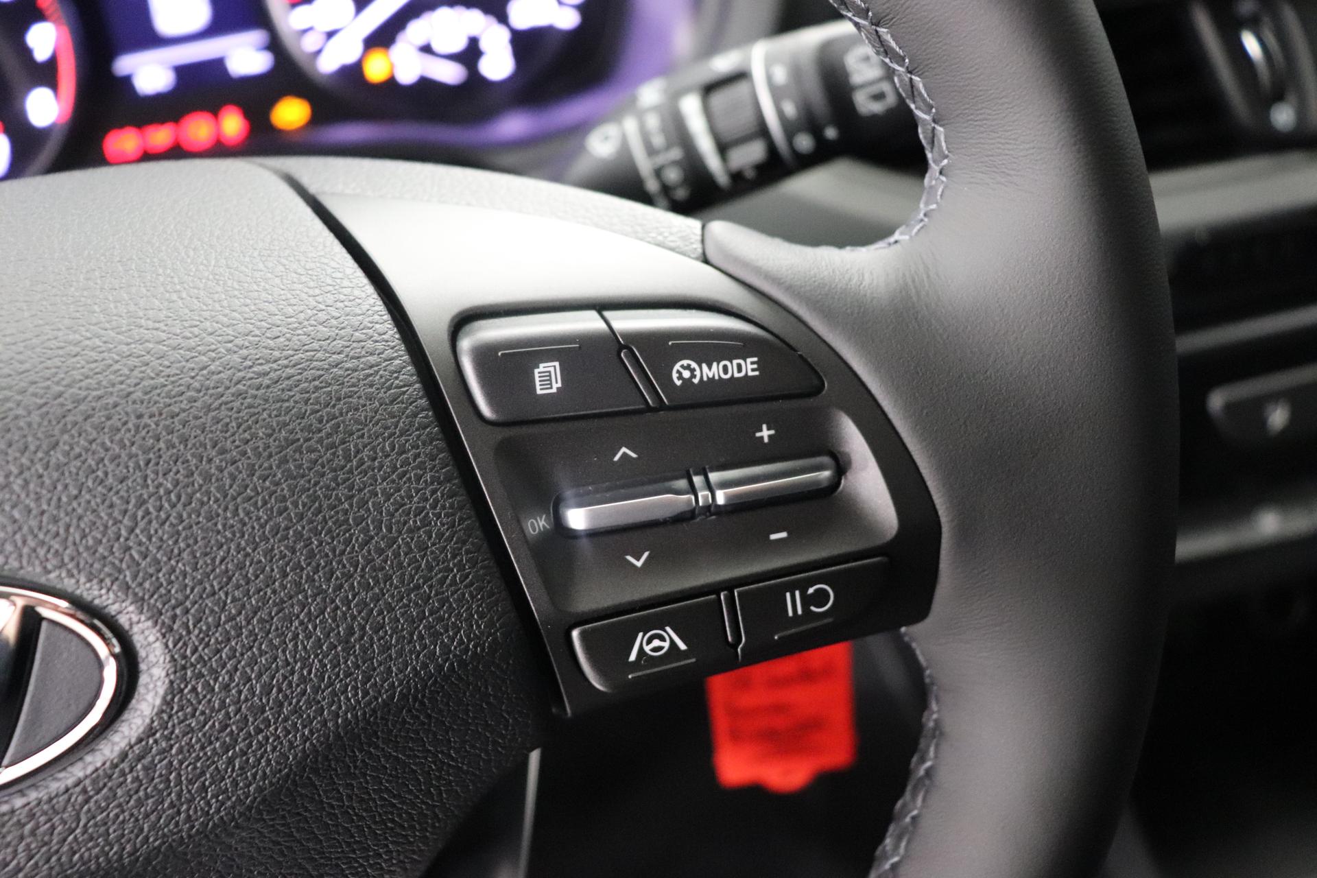 Hyundai i30 Comfort 1.0 T-GDi 7DCT FL, Klimaanlage, Sitzheizung,  Lederlenkrad, Radio DAB, Freisprecheinrichtung, Lichtsensor, Tempomat,  Einparkhilfe hinten, Nebelscheinwerfer, 16 Zoll Leichtmetallfelgen, uvm., EU-Neuwagen & Reimporte