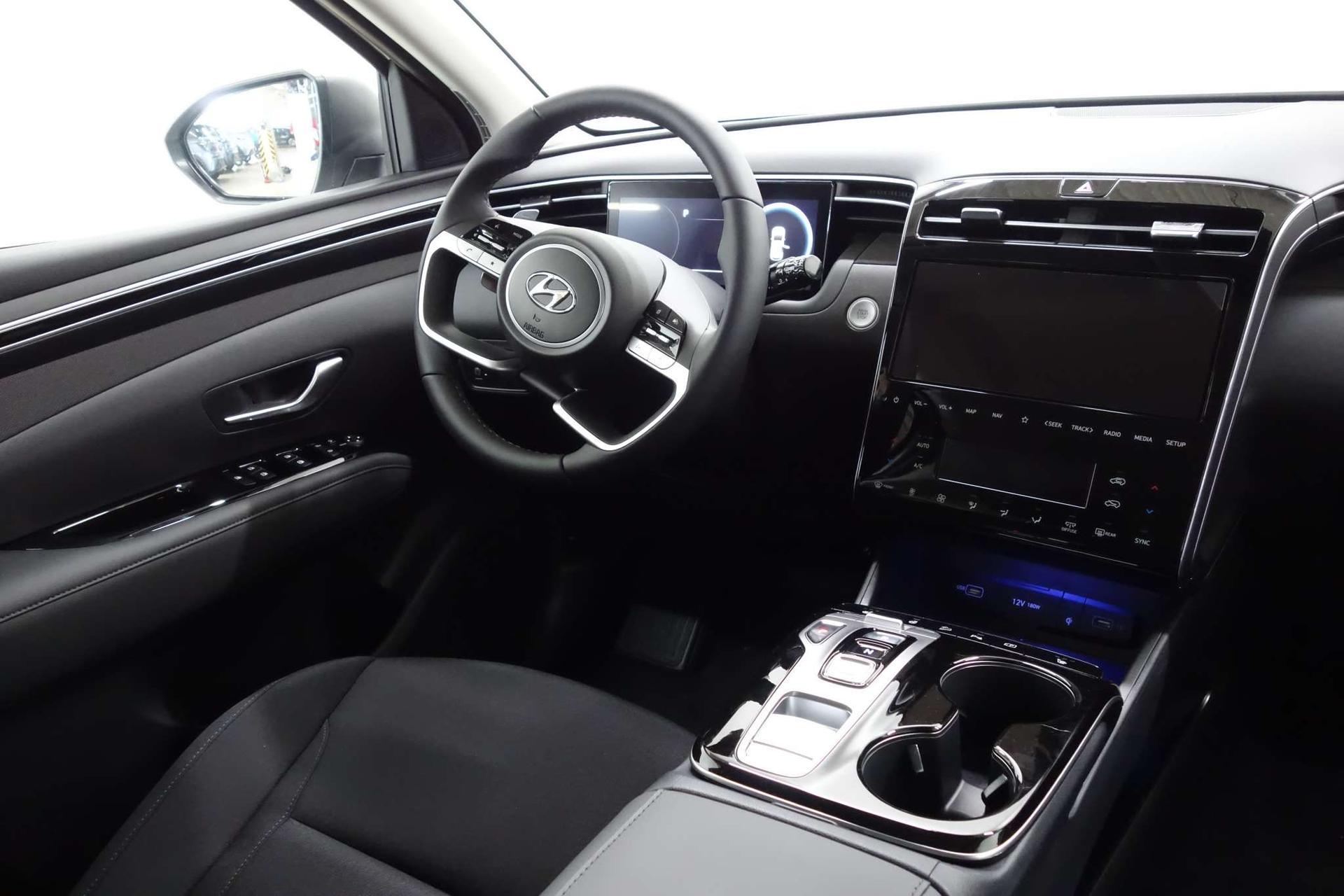 Mercedes Benz Automatik C-Klasse - Cockpit (Innenausstattung mit Armaturen,  Lenkrad und Sitze