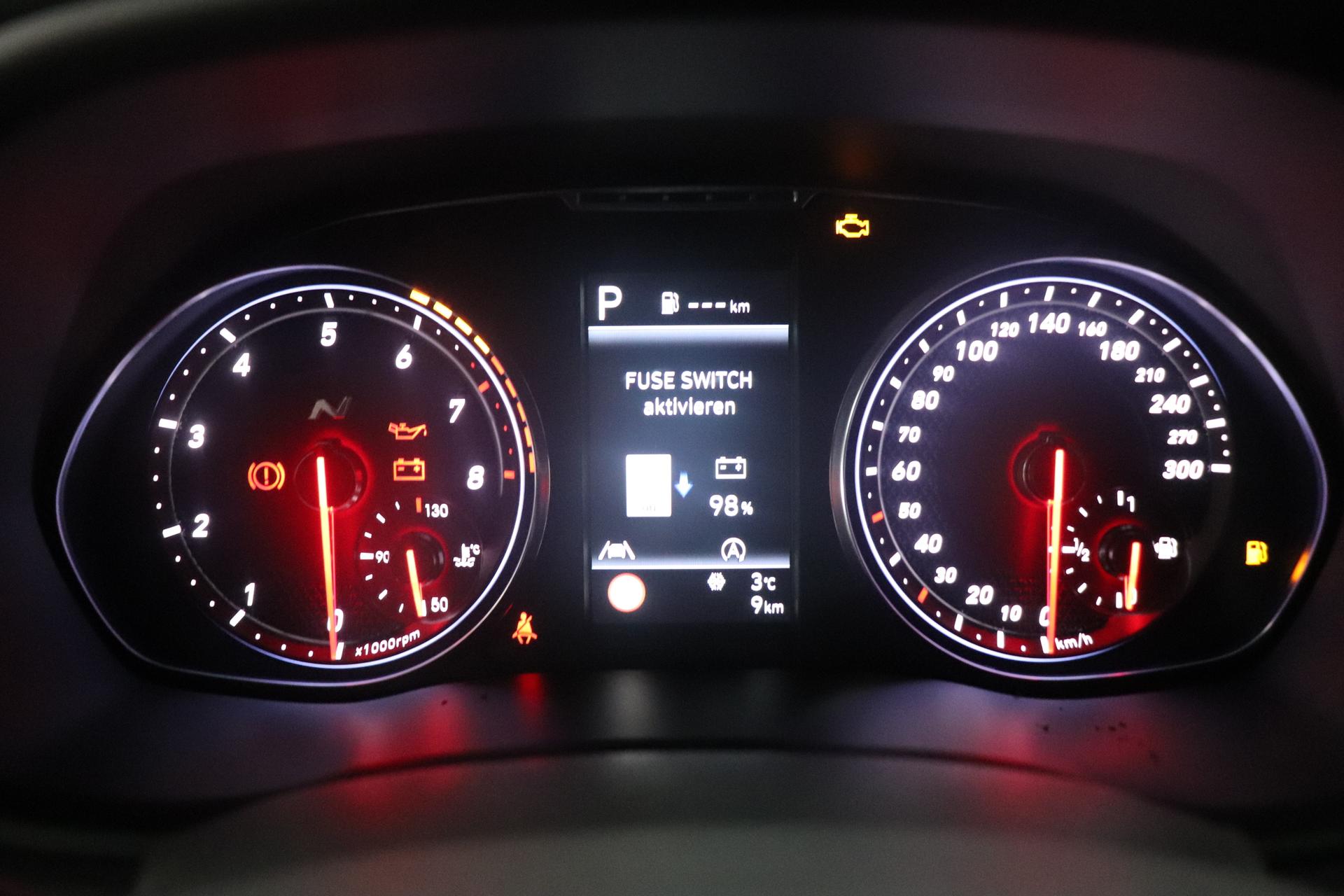 Hyundai i30 N Performance 2.0 T-GDi DCT 280PS, Panoramadach, N-Sitzpaket,  Winter-Paket, Navigationssystem, Induktive Ladestation, Rückfahrkamera,  Sportfahrwerk, LED-Scheinwerfer, 19 Pirelli Leichtmetallfelgen, uvm., EU-Neuwagen & Reimporte