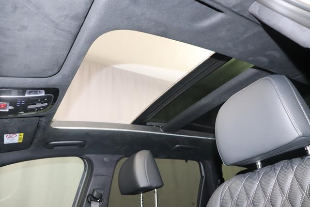 Hyundai SANTA FE - Luxury Line 1.6 T-GDi 4WD 195kW Plug-In Hybrid 4x4 , 7-Sitzer, 5 Jahre Garantie Panoramadach, Klimaautomatik, Sitzheizung vorne und hinten, Sitzbelüftung, Navigationssystem, KRELL-Soundsystem, 360° Kamera, Einparkassistent, Head-up-Display, Voll-LED-Scheinwerfer, Lagerfahrzeug