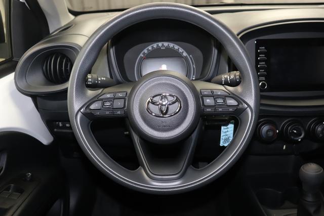 Toyota Aygo X Basis 1.0 53kWSuper White Stoff Grau