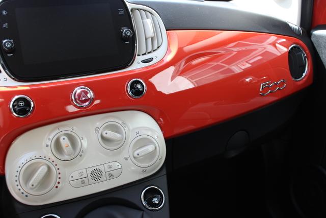 Fiat 500 Hybrid Hatchback Sie sparen 3.300,00 € MEGA PREIS ! 1.0 GSE 51 kW (70 PS) Style Paket: 15"-Leichtmetallfelgen, Außenspiegelkappen in Chrom, Auspuffendrohr Lackierte Seitenzierleisten, Getönte Seitenscheiben hinten uvm. 