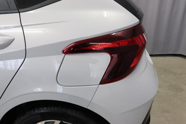 Hyundai i20 Family 1.0 T-GDi 74kW 7DCT MEGA PREIS ! 5 Jahre Herstellergarantie (101PS) Klimaautomatik, Sitzheizung, Lenkradheizung, Rückfahrkamera, Radio mit DAB, Verkehrsschilderkennung, Spurhalteassistent, Lichtsensor, Regensensor, 16" Leichtmetallfelgen, uvm. 