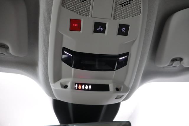 Fiat 600 La Prima Hybrid 1.2 74 kW € 270,49 Finanzierungsrate mtl. ! (100 PS) DCT Voll-LED-Scheinwerfer, 18"-Leichtmetallfelgen, 180°-Rückfahrkamera, 360°-„Drone View“-Parksensoren, Keyless Go & Passive Entry, Klimaautomatik, Teilautomatisiertes Fahren inkl. Adapt 